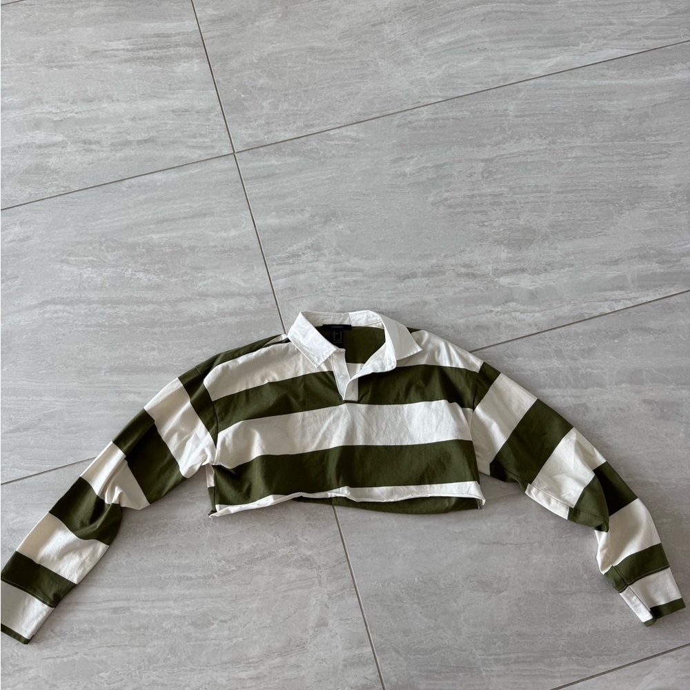 Forever 21 Olive Green & White Cropped Rugby Top